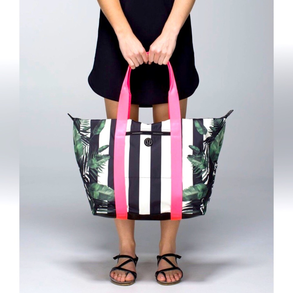 *RARE* Lululemon All Day Long Asana Palm Tote Bag!
